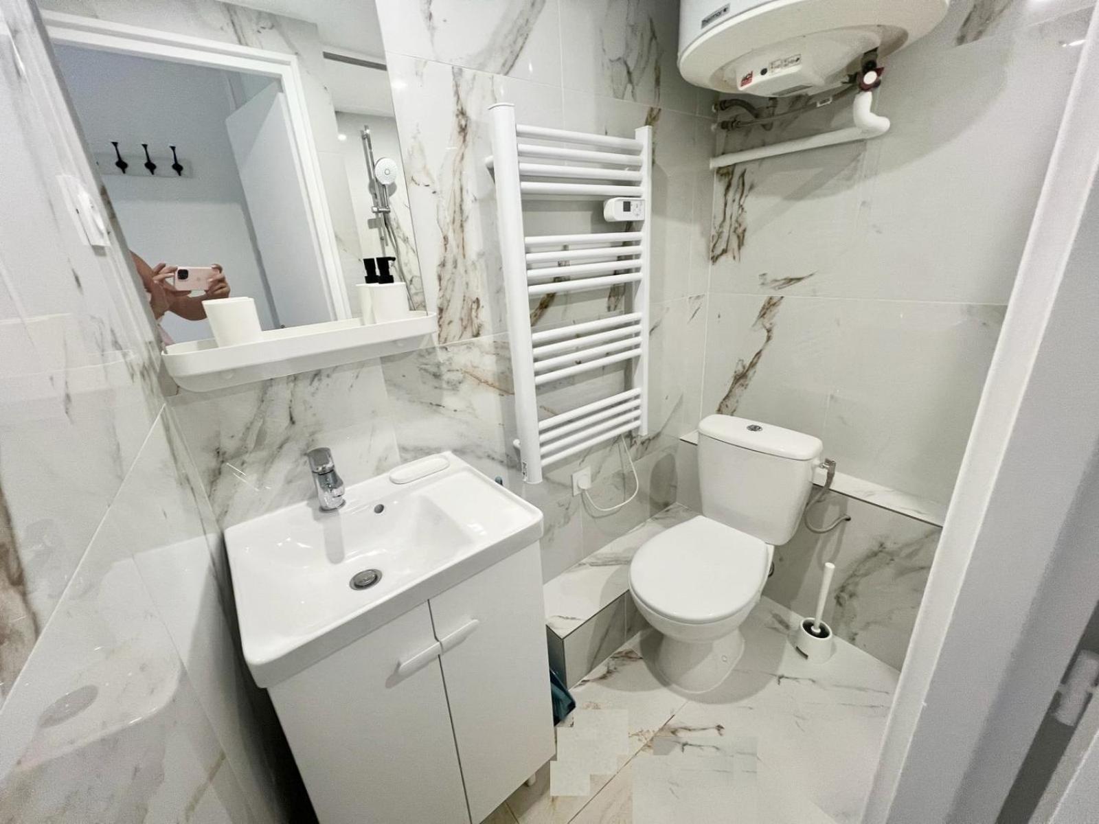 Studio Moderne Renove Avec Balcon نيس المظهر الخارجي الصورة