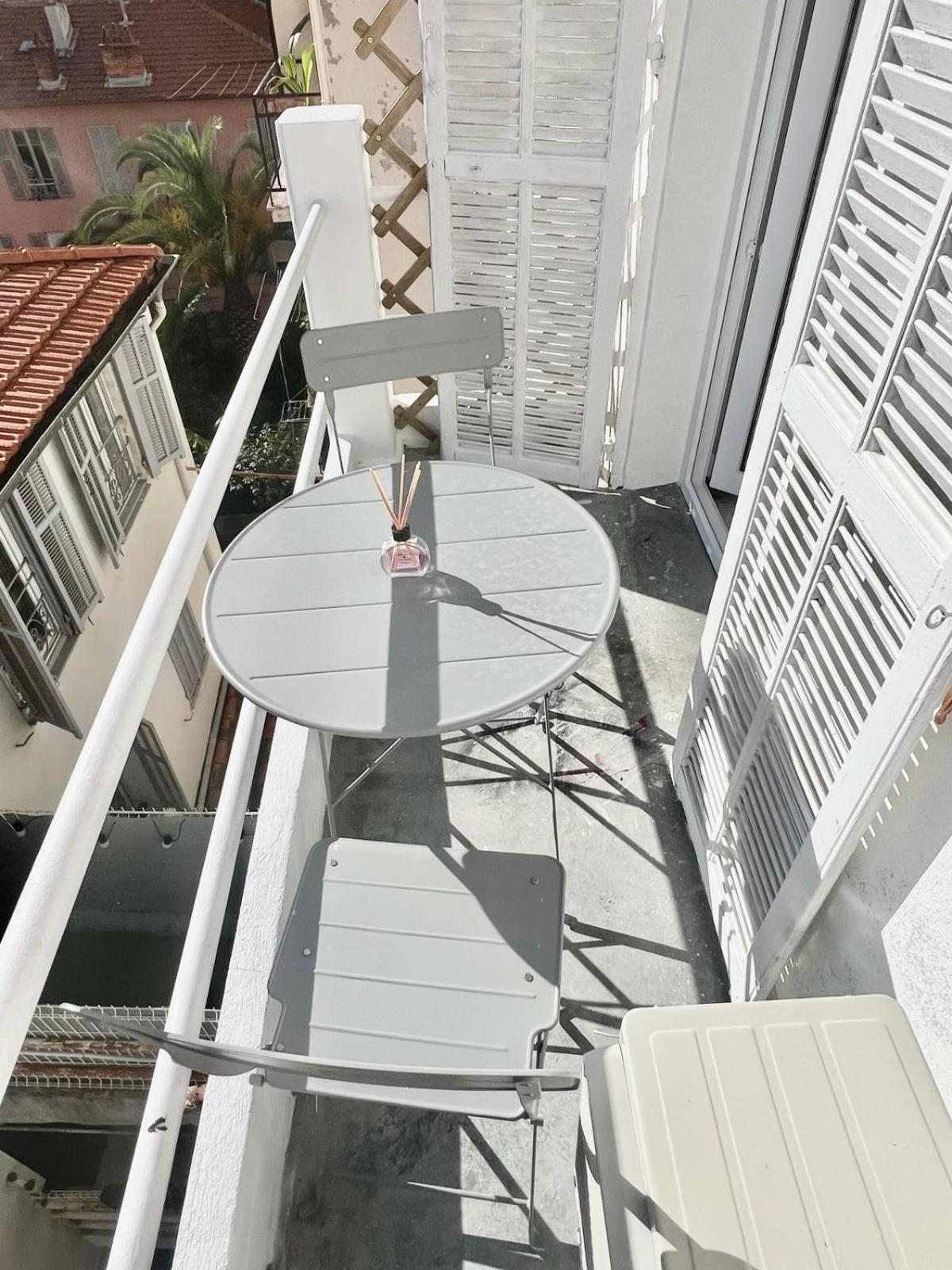 Studio Moderne Renove Avec Balcon نيس المظهر الخارجي الصورة